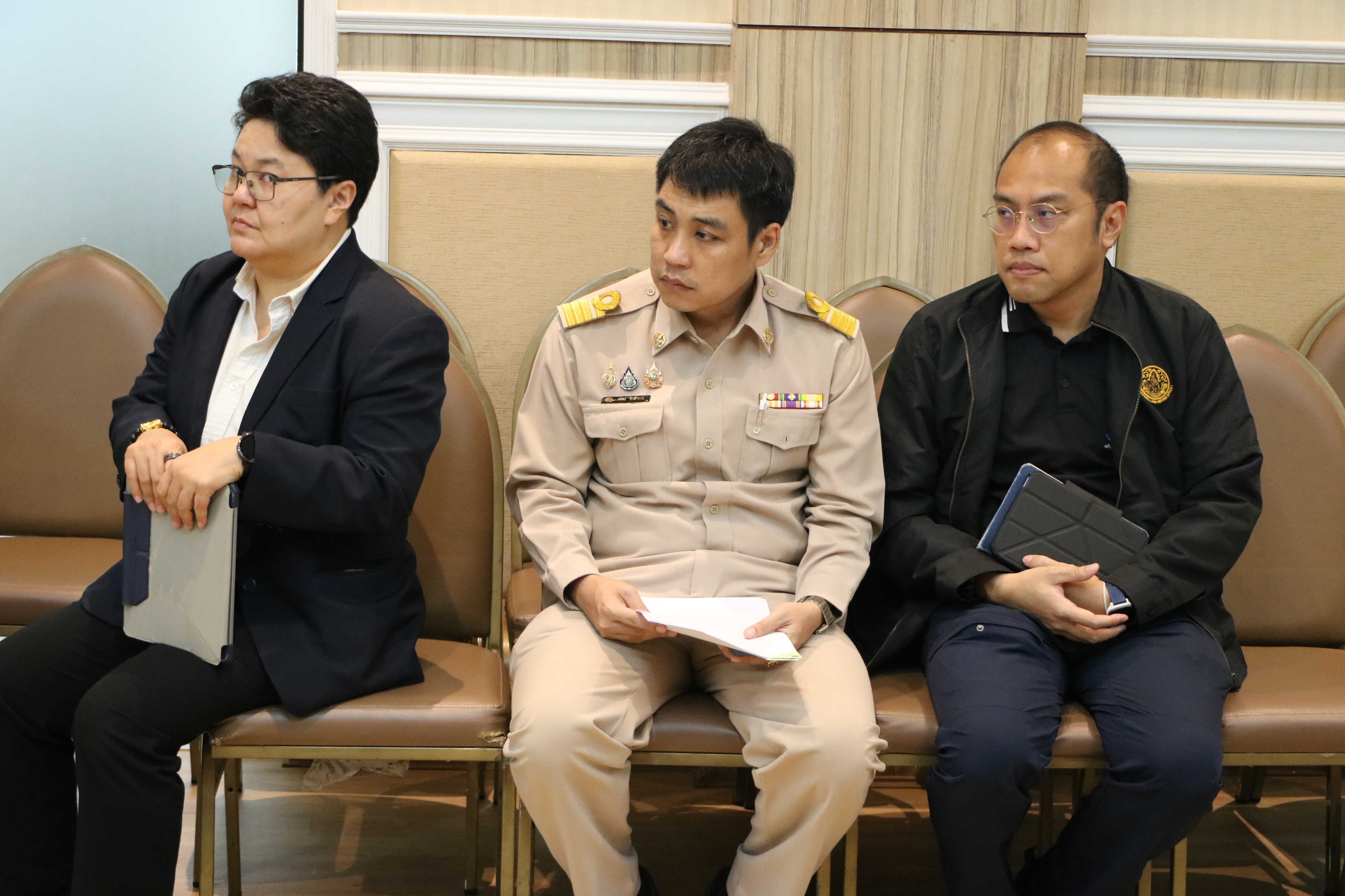 title - ส.ป.ก. ร่วมแถลงข่าวรายงานสถานการณ์น้ำ กระทรวงเกษตรและสหกรณ์